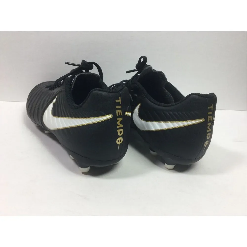 Nike Tiempo Soccer Cleats Mens 6.5‎ Black Sports Shoes 897759-002